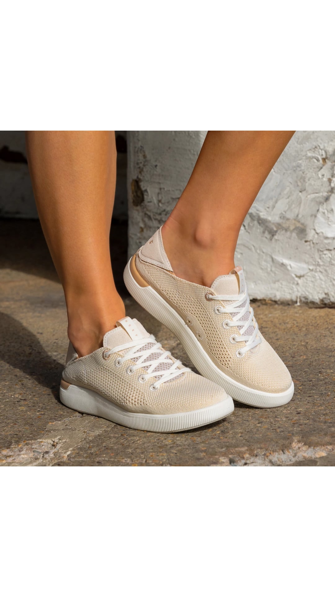Explore Reef Neptune Women's Casual Shoes style guide